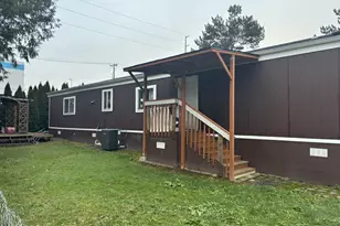 23200 NE Sandy Blvd, Wood Village, OR 97060 - Photo 1