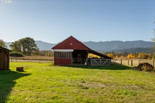 19115 Hwy 42, Camas Valley, OR 97416 - Photo 20