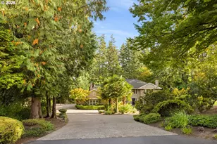 1618 S Corbett Hill Cir, Portland, OR 97219 - Photo 2