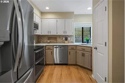 7949 SW Connemara Ter, Beaverton, OR 97008 - Photo 10