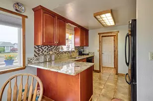1090 Randolph Rd, Woodburn, OR 97071 - Photo 12