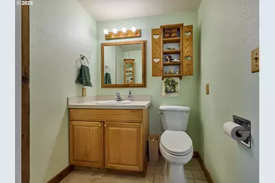 1090 Randolph Rd, Woodburn, OR 97071 - Photo 22