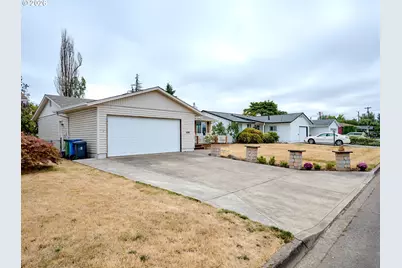1090 Randolph Rd, Woodburn, OR 97071 - Photo 26