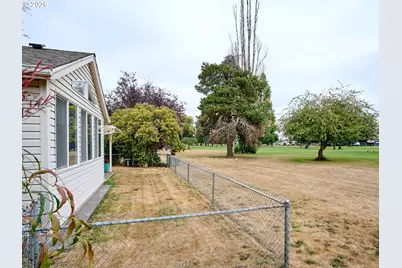1090 Randolph Rd, Woodburn, OR 97071 - Photo 40