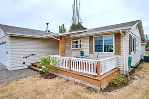 1090 Randolph Rd, Woodburn, OR 97071 - Photo 2