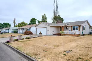 1090 Randolph Rd, Woodburn, OR 97071 - Photo 28