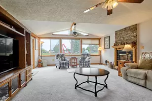 1090 Randolph Rd, Woodburn, OR 97071 - Photo 6