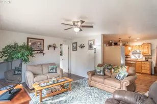 180 Nestucca Ln, Roseburg, OR 97471 - Photo 14