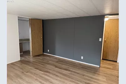 737 11th St, Bandon, OR 97411 - Photo 14