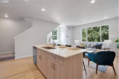 15137 E Burnside St, Portland, OR 97233 - Photo 8