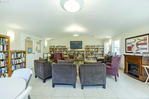 1400 Candlelight Dr, Eugene, OR 97402 - Photo 40