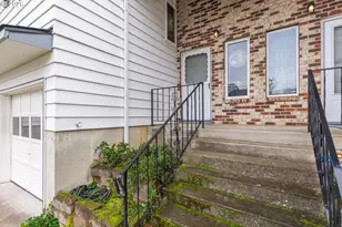 14812 NE Rose Pkwy, Portland, OR 97230 - Photo 2