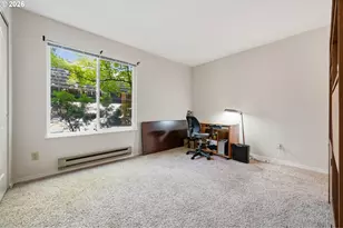 4000 Carman Dr, Lake Oswego, OR 97035 - Photo 16
