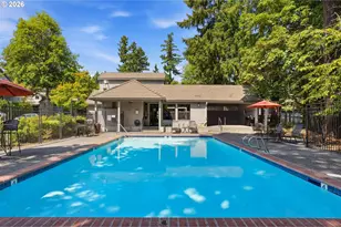 4000 Carman Dr, Lake Oswego, OR 97035 - Photo 34