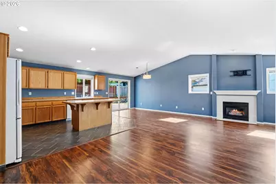 1230 E Reid Ct, La Center, WA 98629 - Photo 4