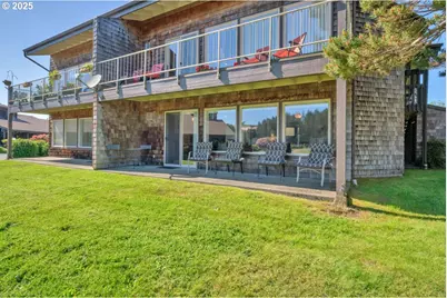 1080 Bay St #19, Florence, OR 97439 - Photo 28