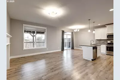 1801 N Daniel Dr, Newberg, OR 97132 - Photo 6