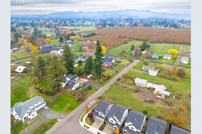 1801 N Daniel Dr, Newberg, OR 97132 - Photo 34