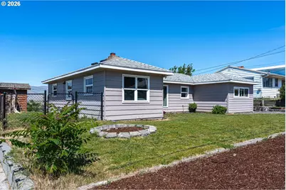 2207 E 10th St, The Dalles, OR 97058 - Photo 4