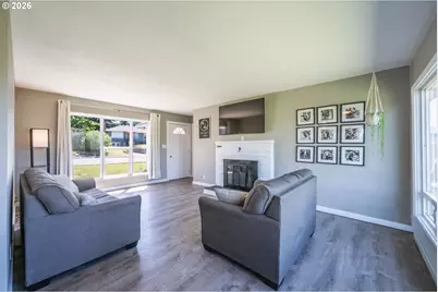 2207 E 10th St, The Dalles, OR 97058 - Photo 12
