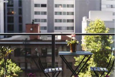 1221 SW 10th Ave #612, Portland, OR 97205 - Photo 10