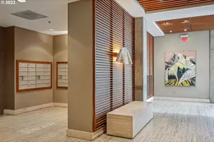 1221 SW 10th Ave, Portland, OR 97205 - Photo 4