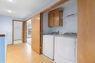 21612 SW Kristin Ct, Beaverton, OR 97003 - Photo 32