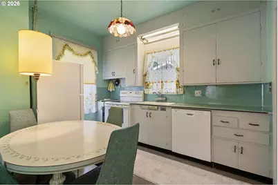 5825 NE Everett St, Portland, OR 97213 - Photo 18
