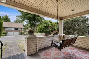 5825 NE Everett St, Portland, OR 97213 - Photo 4