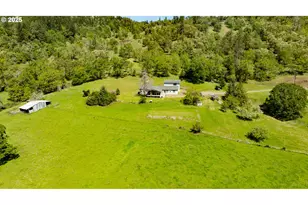 1360 Sunshine Rd, Roseburg, OR 97470 - Photo 8