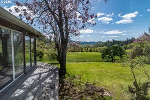 1360 Sunshine Rd, Roseburg, OR 97470 - Photo 32