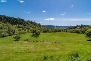 1360 Sunshine Rd, Roseburg, OR 97470 - Photo 36