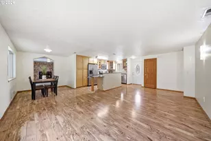 10717 NE 44th St, Vancouver, WA 98682 - Photo 6