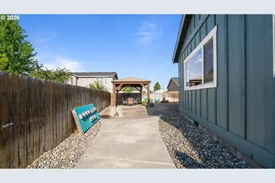 379 NW Crestview Ct, Hermiston, OR 97838 - Photo 28