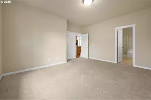 10797 SW Washington St, Portland, OR 97225 - Photo 20