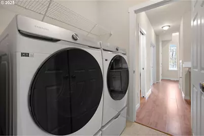 10797 SW Washington St, Portland, OR 97225 - Photo 24