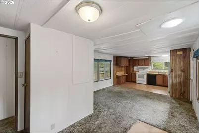 661 Village Pines Dr, Coos Bay, OR 97420 - Photo 10