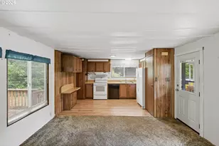 661 Village Pines Dr, Coos Bay, OR 97420 - Photo 6