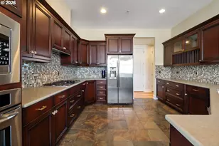 707 N Hayden Island Dr, Portland, OR 97217 - Photo 18