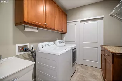 707 N Hayden Island Dr #215, Portland, OR 97217 - Photo 38