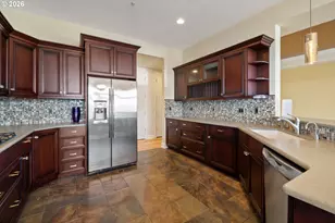 707 N Hayden Island Dr, Portland, OR 97217 - Photo 18