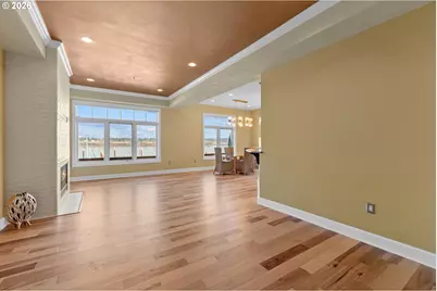 707 N Hayden Island Dr #215, Portland, OR 97217 - Photo 10