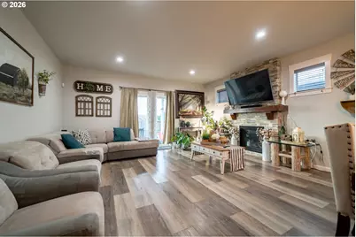 459 NE Cedar St, Sublimity, OR 97385 - Photo 6