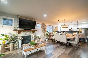 459 NE Cedar St, Sublimity, OR 97385 - Photo 4