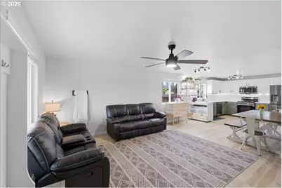 3523 College Loop, Albany, OR 97322 - Photo 10