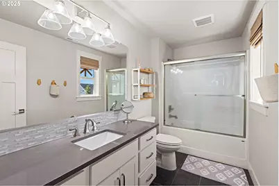 36904 Salmonberry St, Sandy, OR 97055 - Photo 24