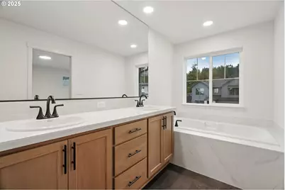 142 W 20th Way, La Center, WA 98629 - Photo 14