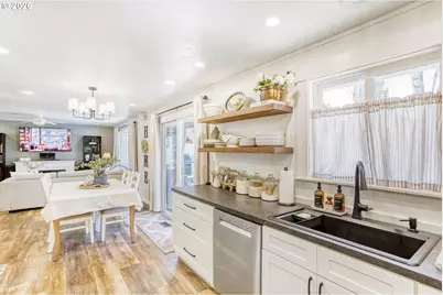 1875 SE Hale Dr, Gresham, OR 97080 - Photo 12