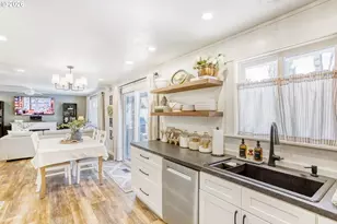 1875 SE Hale Dr, Gresham, OR 97080 - Photo 12