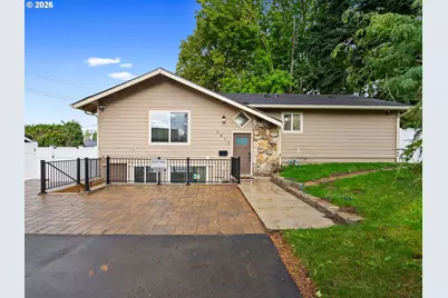 2812 NE Bryant St, Portland, OR 97211 - Photo 1